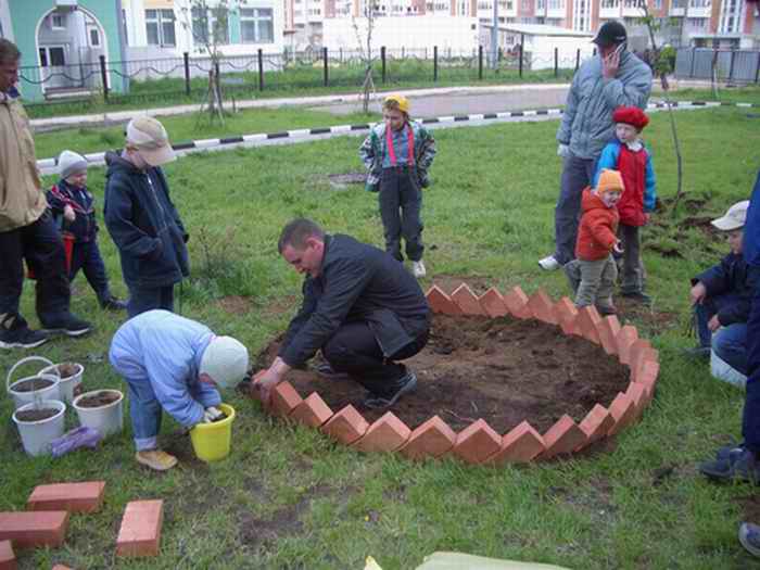 Чистый двор своими руками