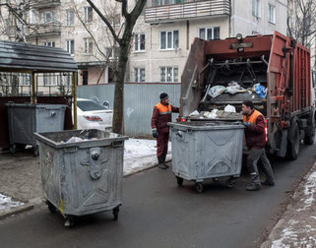 Аналитики подсчитали годовые затраты всех россиян на вывоз мусора