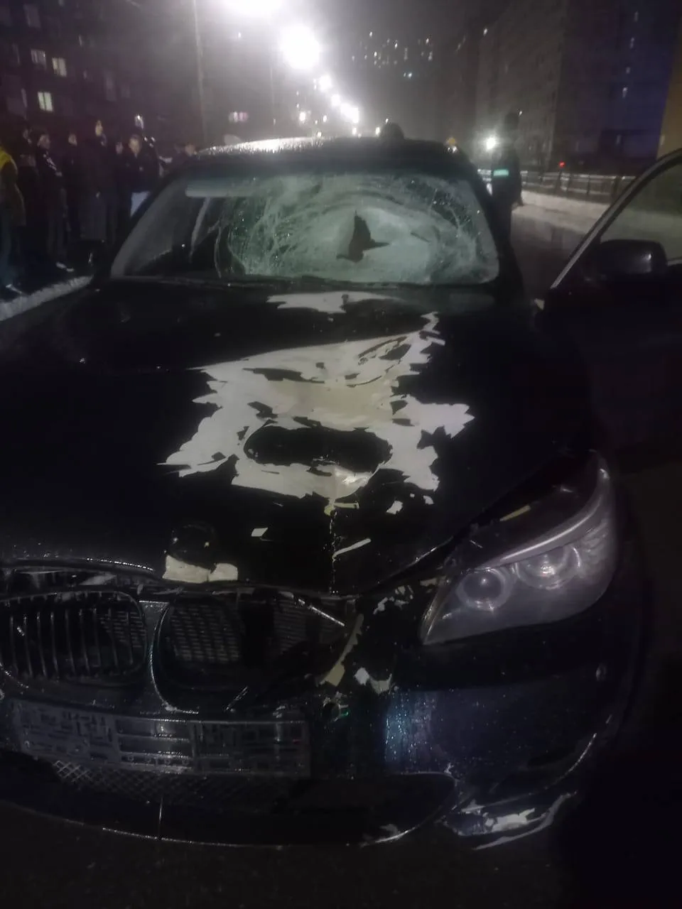 Бастрыкин поручил доложить о деле школьницы, которую сбил водитель на BMW в Норильске